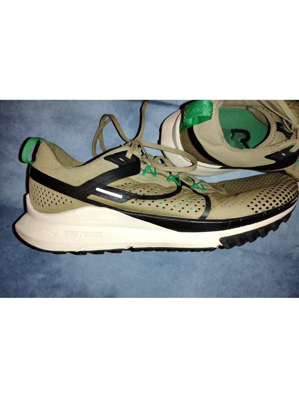 Nike Trail Running Shoes Men's Size 12.5